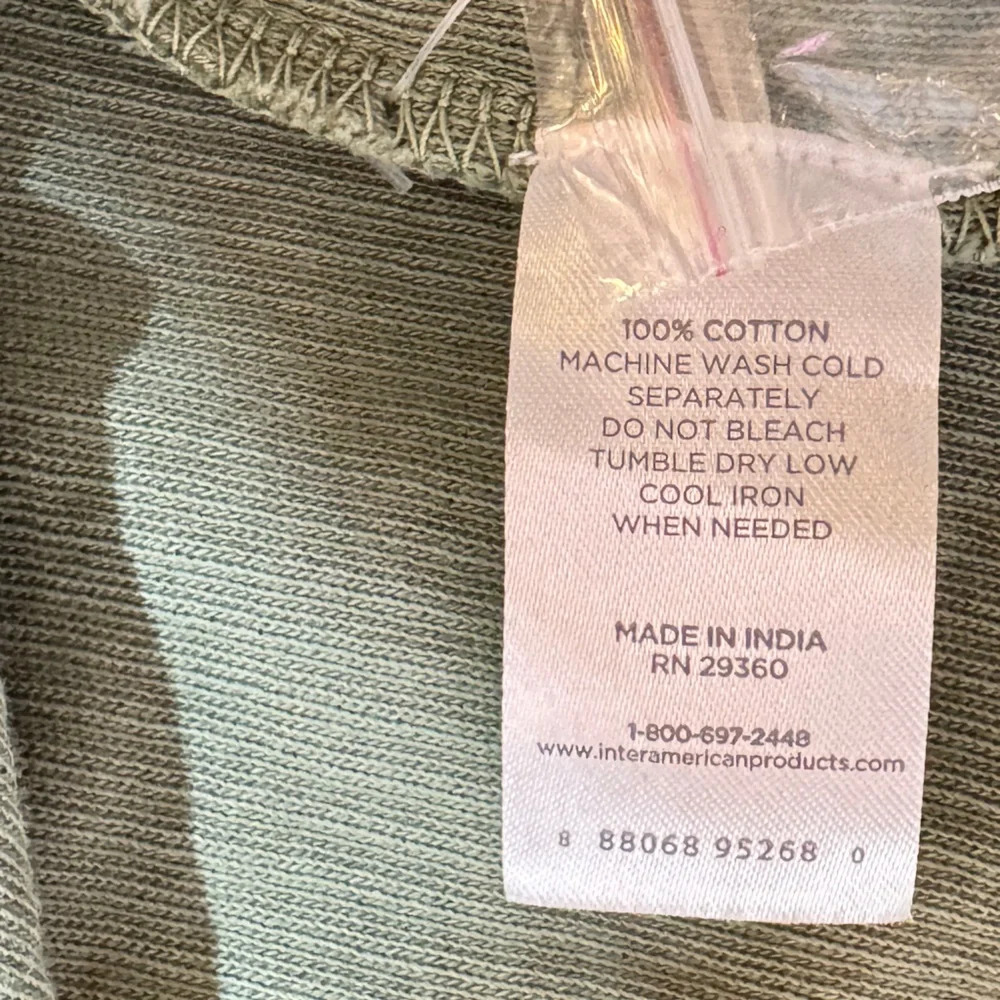 Women’s Light Weight Button-up, Oversized Olive G… - image 7